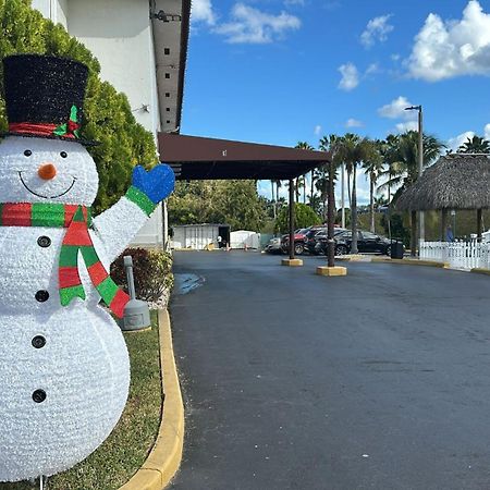Belmont Inn & Suites Florida City Zewnętrze zdjęcie