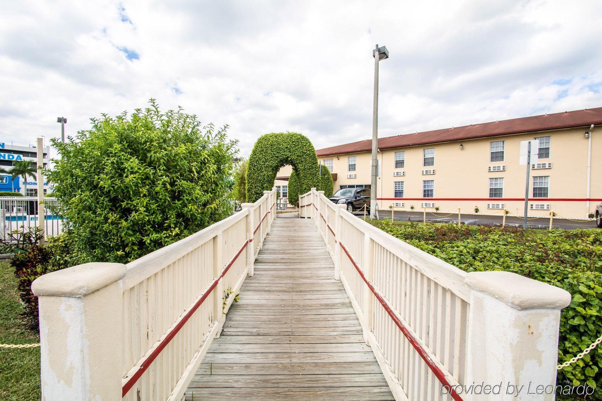 Belmont Inn & Suites Florida City Zewnętrze zdjęcie