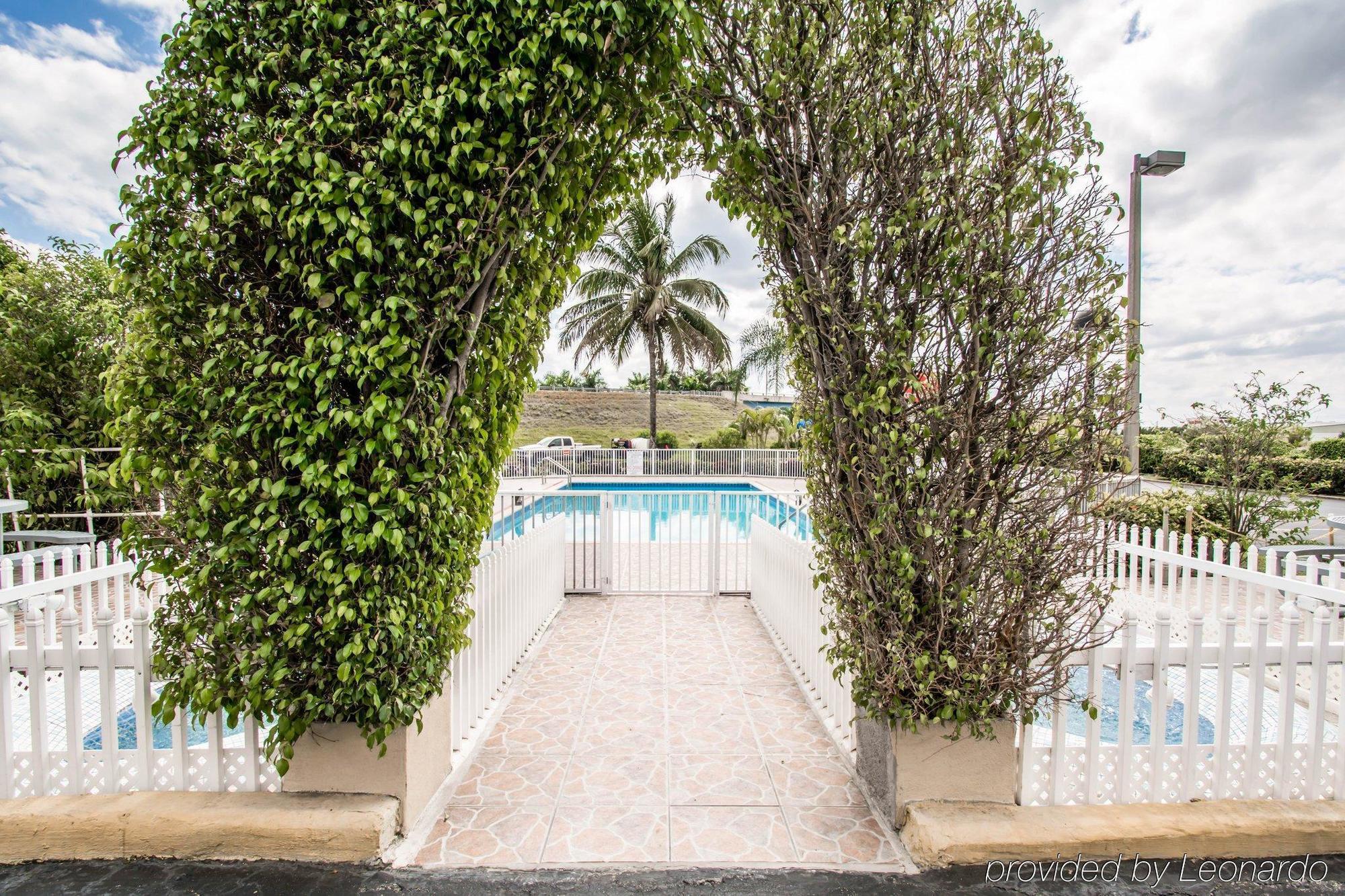 Belmont Inn & Suites Florida City Zewnętrze zdjęcie