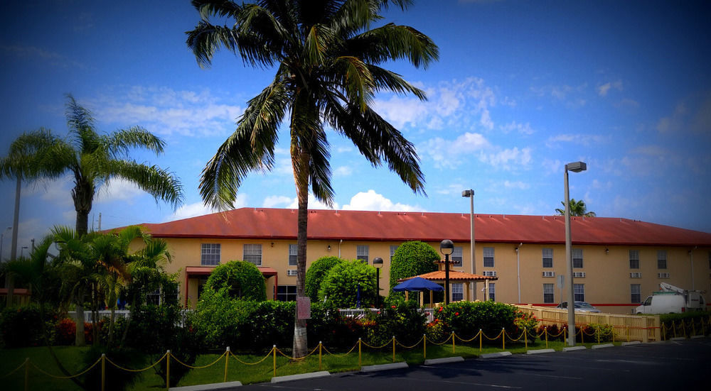 Belmont Inn & Suites Florida City Zewnętrze zdjęcie