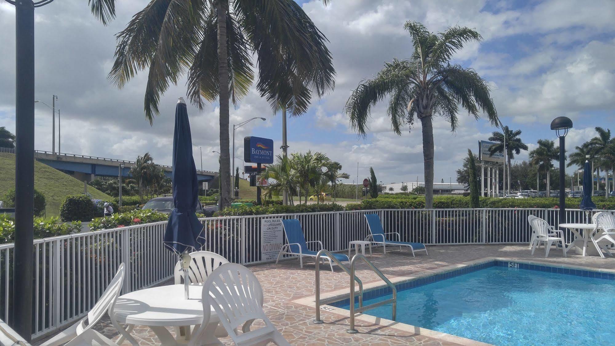 Belmont Inn & Suites Florida City Zewnętrze zdjęcie